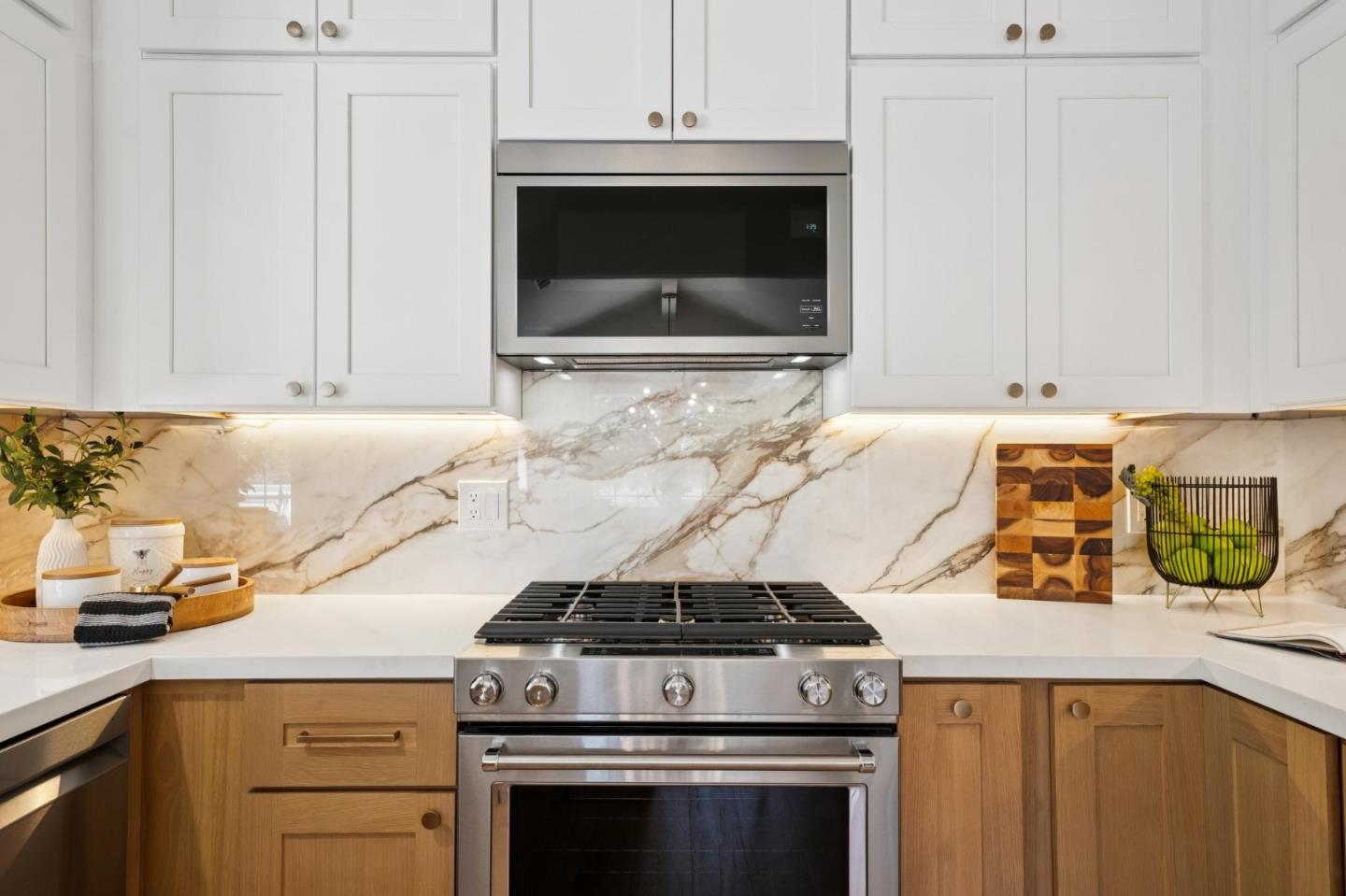 Detail Gallery Image 15 of 44 For 135 Troon Way, Half Moon Bay,  CA 94019 - 3 Beds | 2 Baths