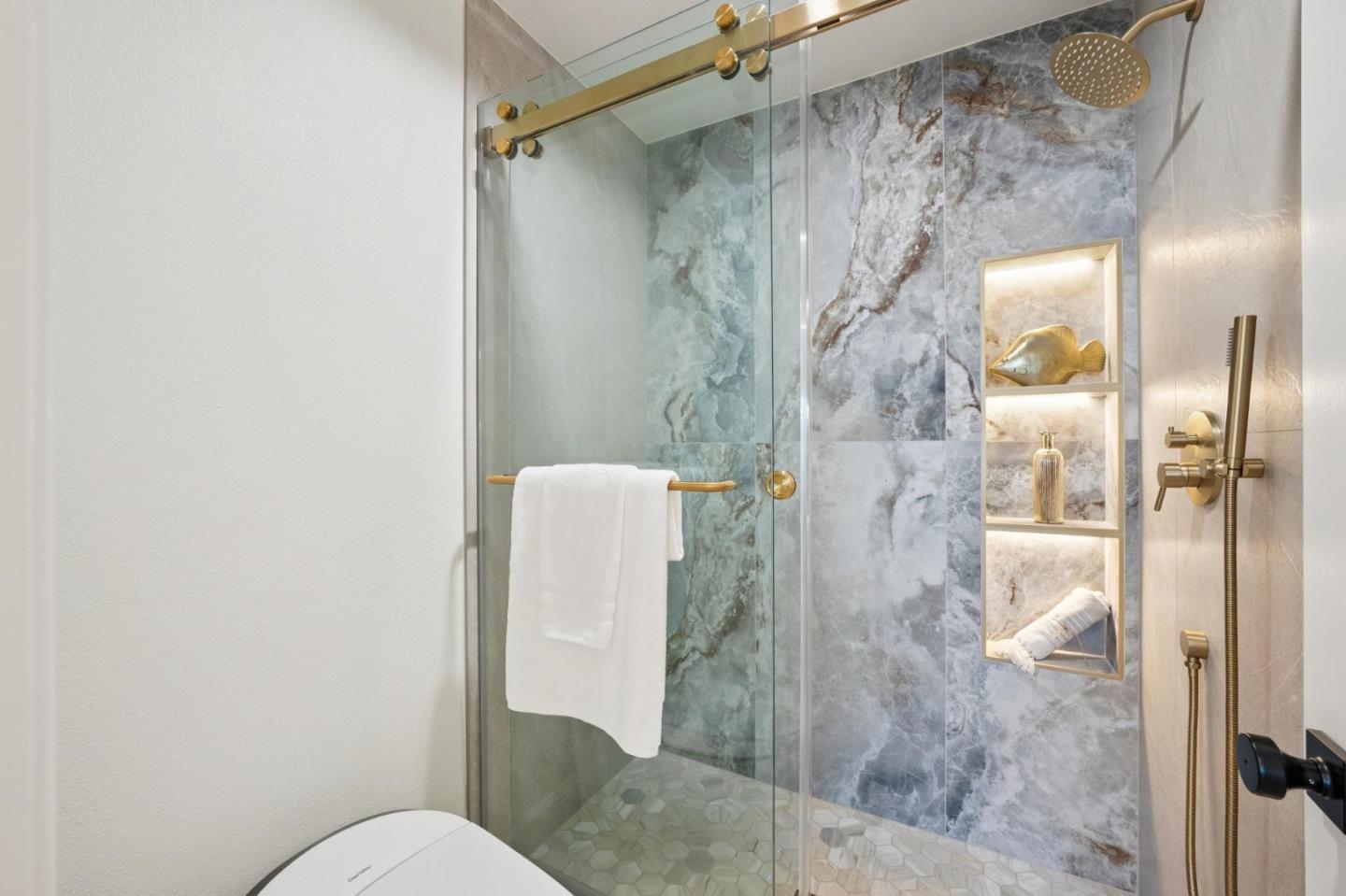 Detail Gallery Image 25 of 44 For 135 Troon Way, Half Moon Bay,  CA 94019 - 3 Beds | 2 Baths