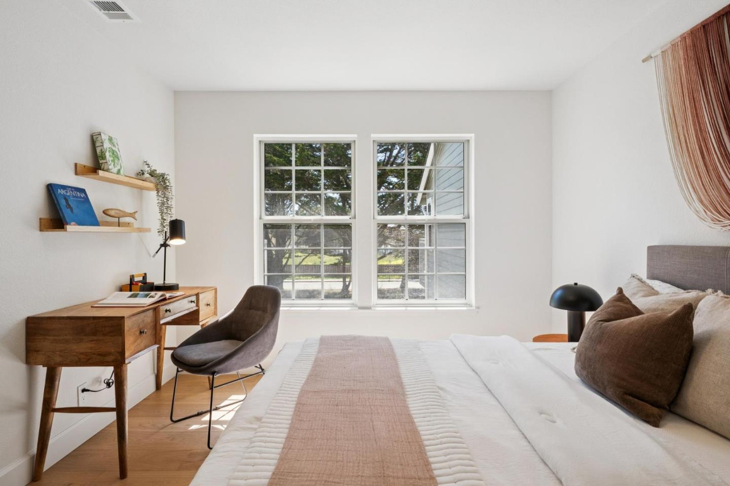 Detail Gallery Image 30 of 44 For 135 Troon Way, Half Moon Bay,  CA 94019 - 3 Beds | 2 Baths