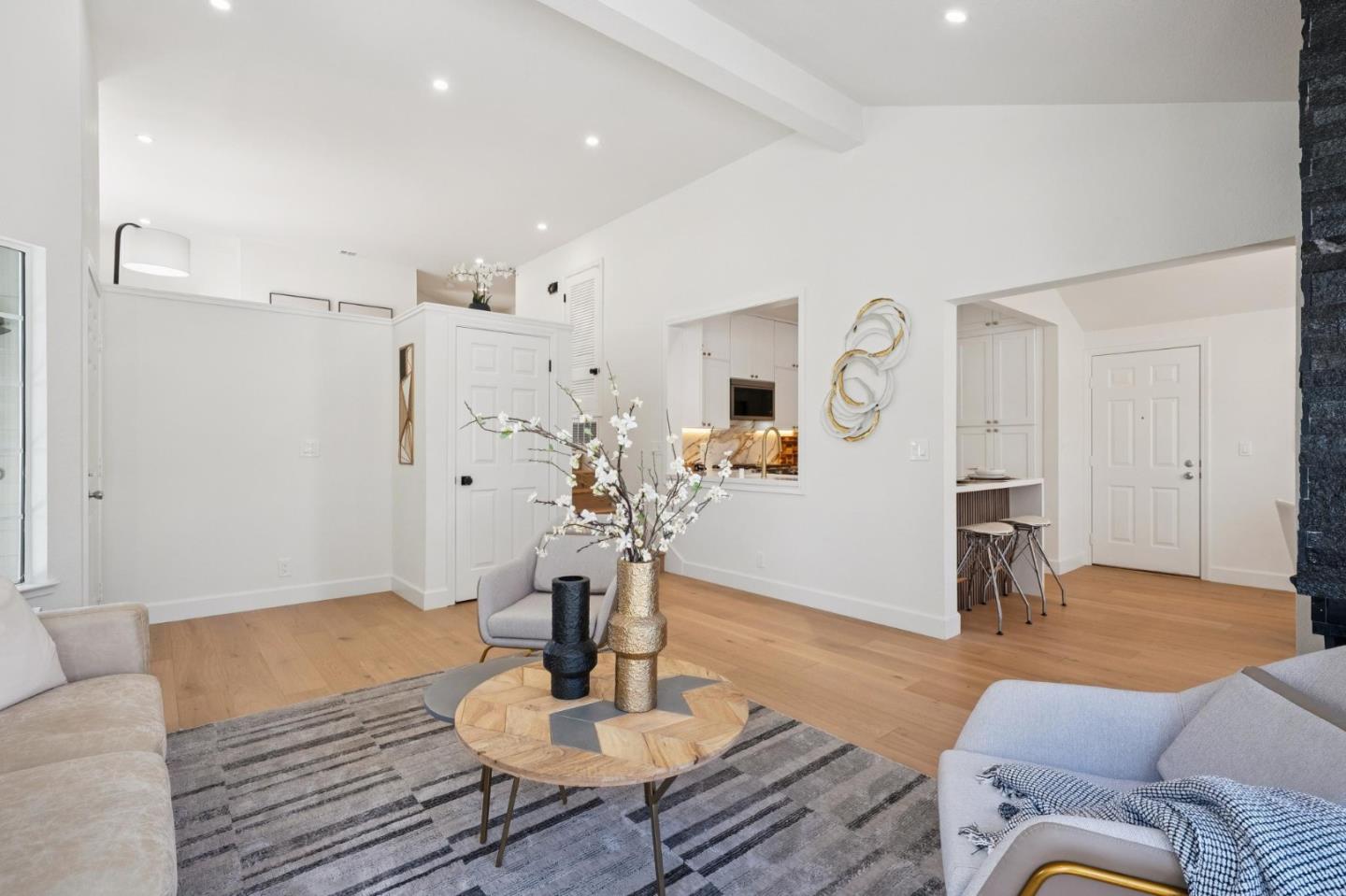 Detail Gallery Image 6 of 44 For 135 Troon Way, Half Moon Bay,  CA 94019 - 3 Beds | 2 Baths