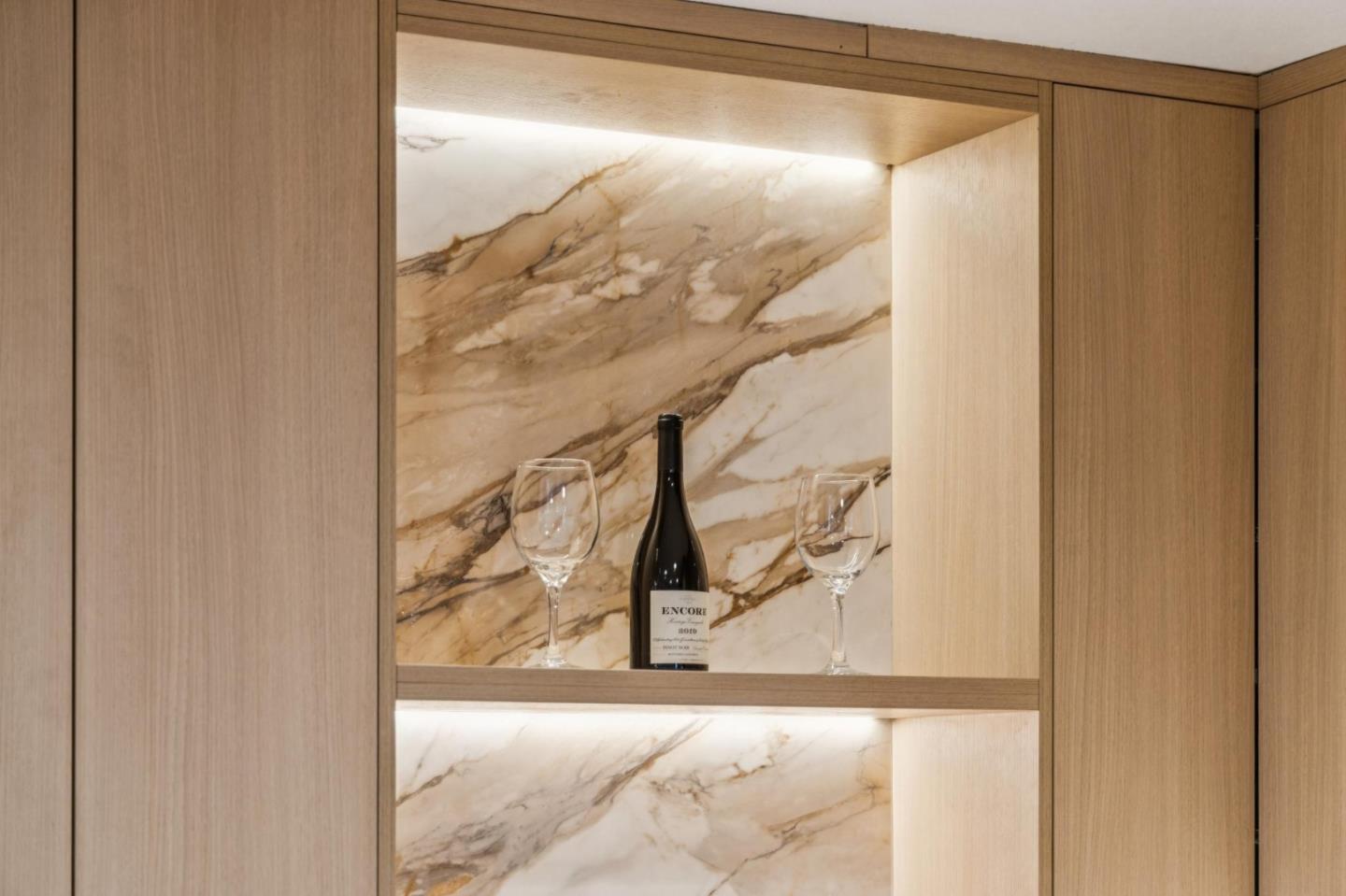 Detail Gallery Image 13 of 27 For 142 Mission Dr, East Palo Alto,  CA 94303 - 2 Beds | 2 Baths