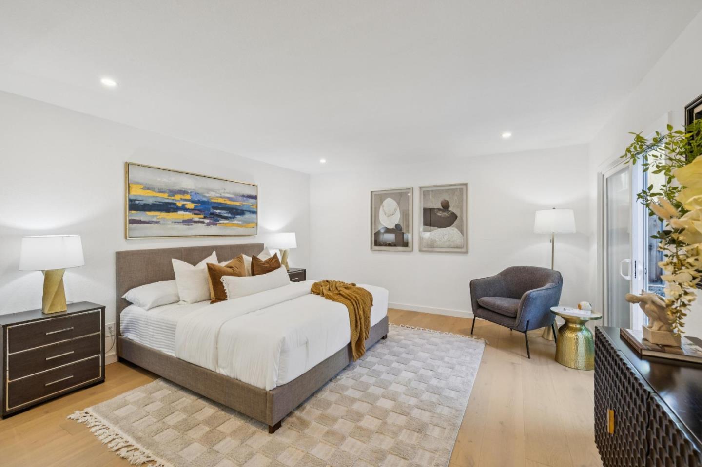 Detail Gallery Image 20 of 27 For 142 Mission Dr, East Palo Alto,  CA 94303 - 2 Beds | 2 Baths