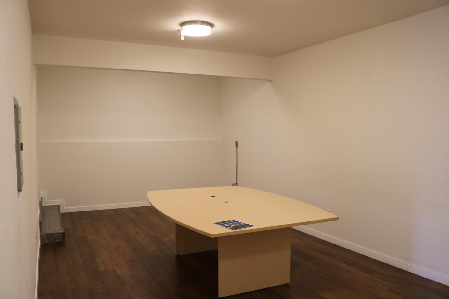 Detail Gallery Image 14 of 27 For 1800 El Camino Real, Menlo Park,  CA 94027 - – Beds | – Baths