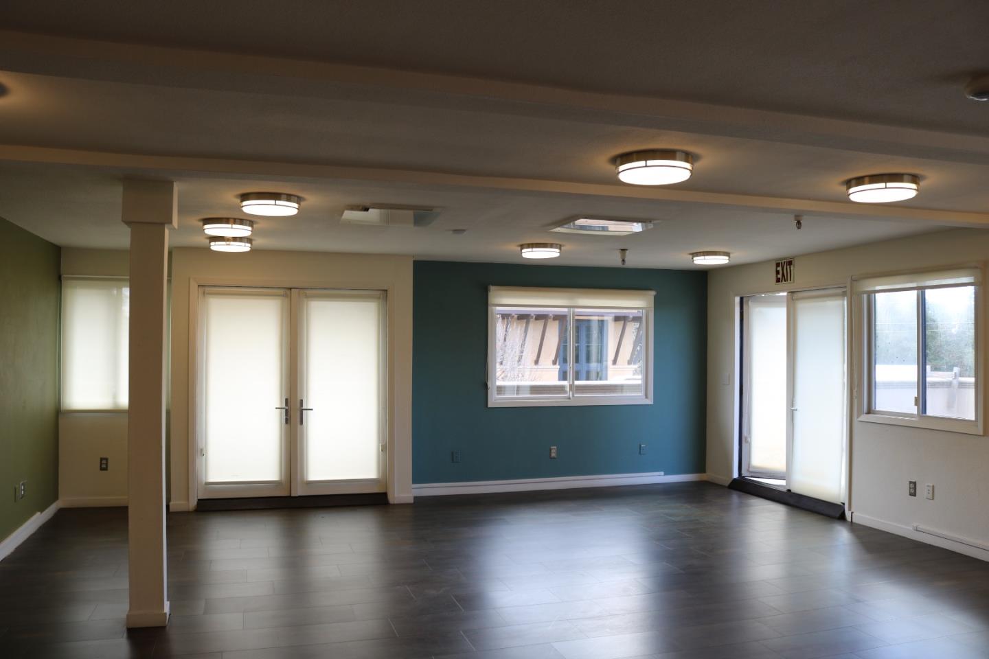 Detail Gallery Image 18 of 27 For 1800 El Camino Real, Menlo Park,  CA 94027 - – Beds | – Baths