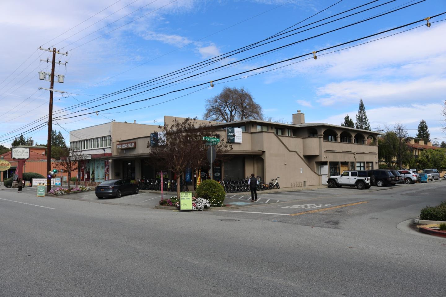 Detail Gallery Image 6 of 27 For 1800 El Camino Real, Menlo Park,  CA 94027 - – Beds | – Baths