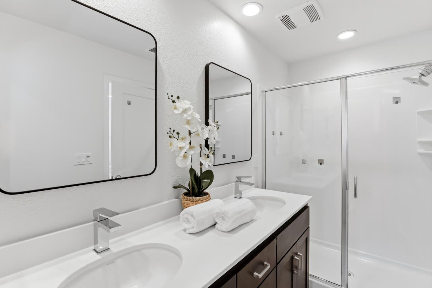 Detail Gallery Image 11 of 30 For 37558 Cape Cod Rd, Newark,  CA 94560 - 4 Beds | 3/1 Baths