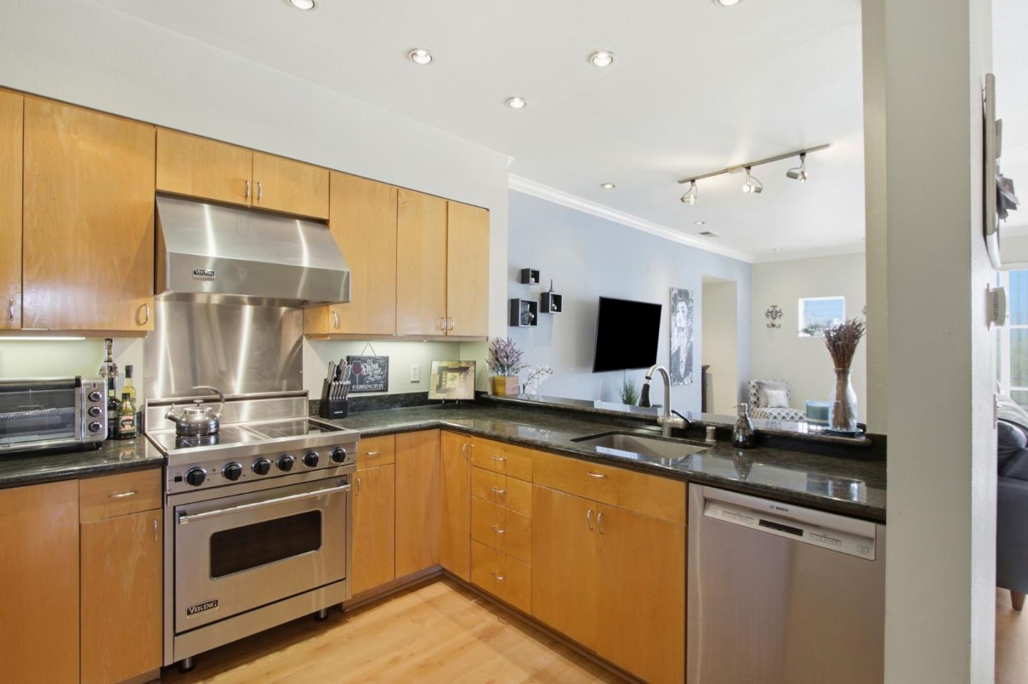 Detail Gallery Image 6 of 37 For 97 E Saint James St #57,  San Jose,  CA 95112 - 2 Beds | 2 Baths