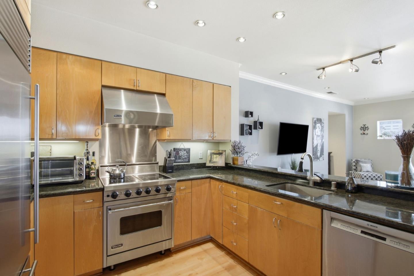 Detail Gallery Image 7 of 37 For 97 E Saint James St #57,  San Jose,  CA 95112 - 2 Beds | 2 Baths