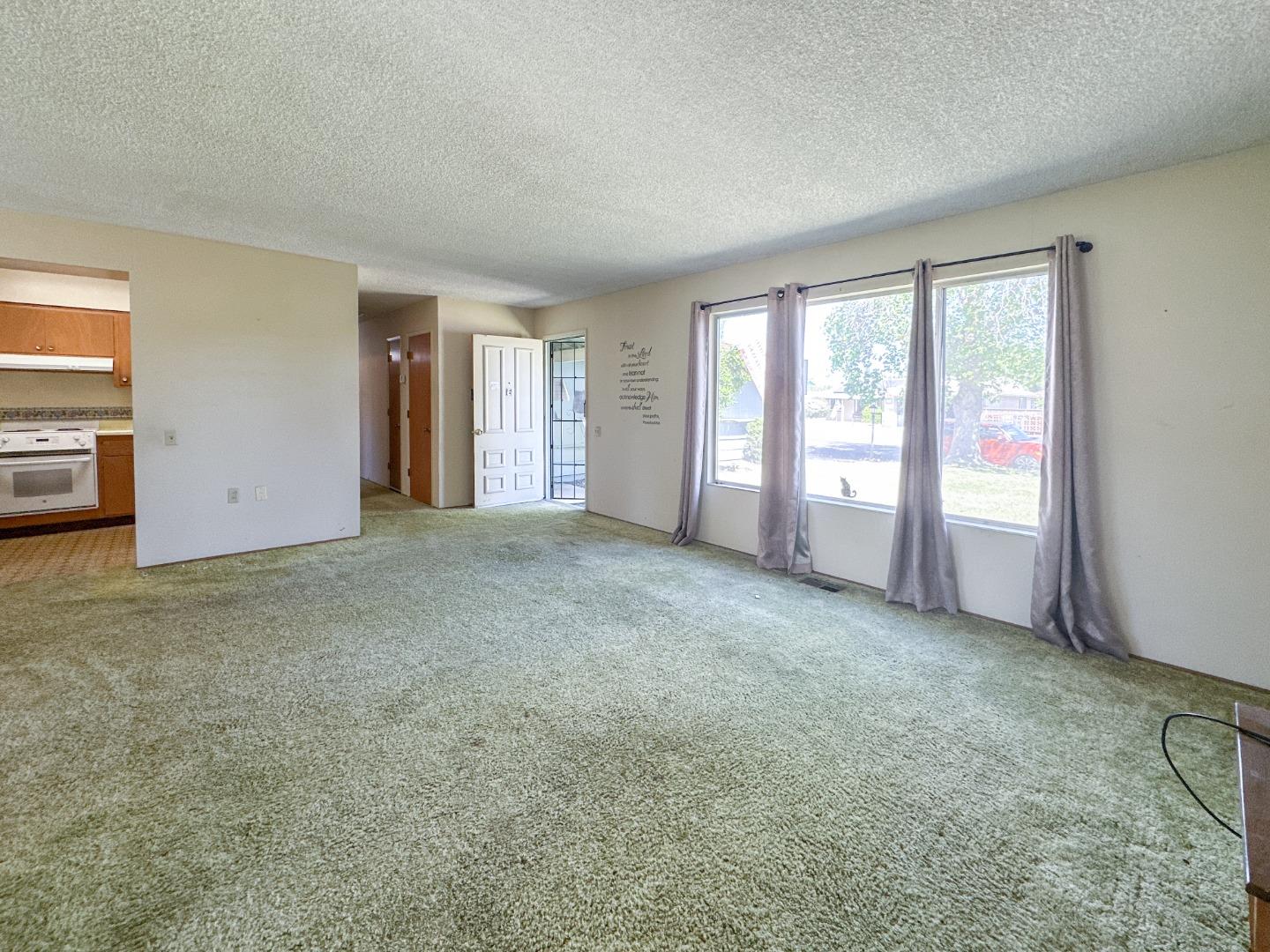 Detail Gallery Image 13 of 16 For 169 Rainier Cir, Vacaville,  CA 95687 - 2 Beds | 2 Baths