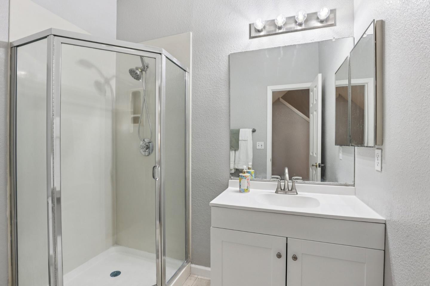 Photo #17: ML82039772 Listing: Photo #17