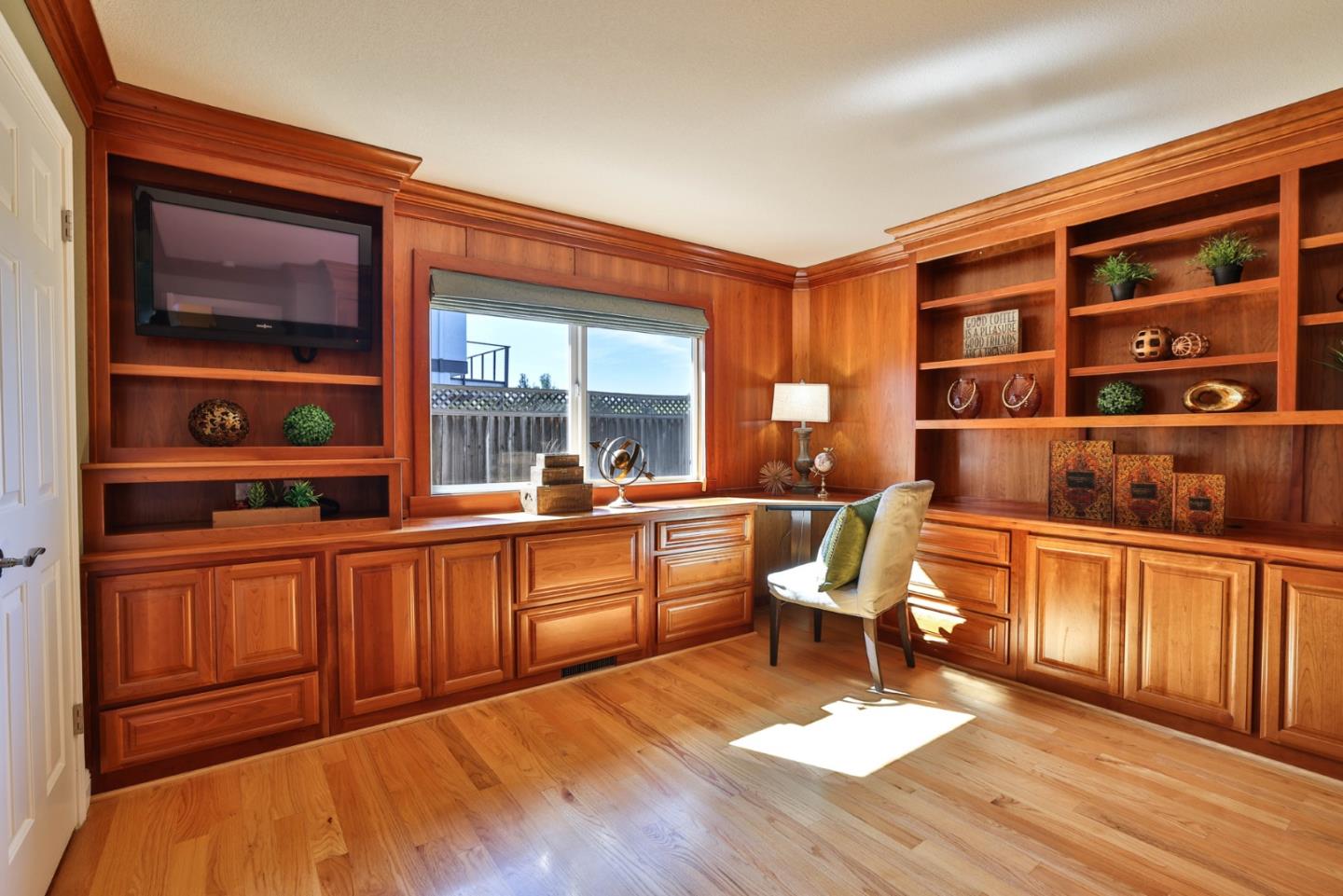 Detail Gallery Image 16 of 51 For 3047 High Meadow Ln, San Jose,  CA 95135 - 4 Beds | 3 Baths