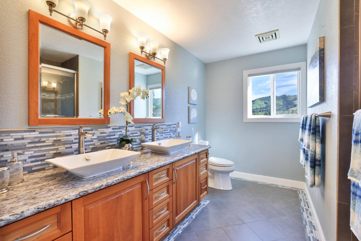 Detail Gallery Image 24 of 51 For 3047 High Meadow Ln, San Jose,  CA 95135 - 4 Beds | 3 Baths