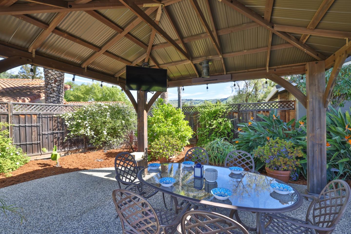 Detail Gallery Image 33 of 51 For 3047 High Meadow Ln, San Jose,  CA 95135 - 4 Beds | 3 Baths