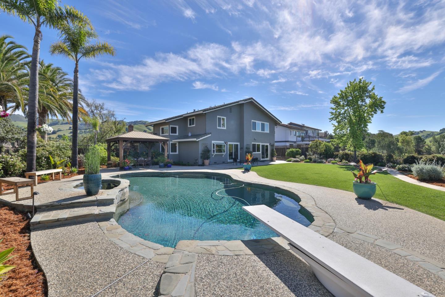 Detail Gallery Image 45 of 51 For 3047 High Meadow Ln, San Jose,  CA 95135 - 4 Beds | 3 Baths