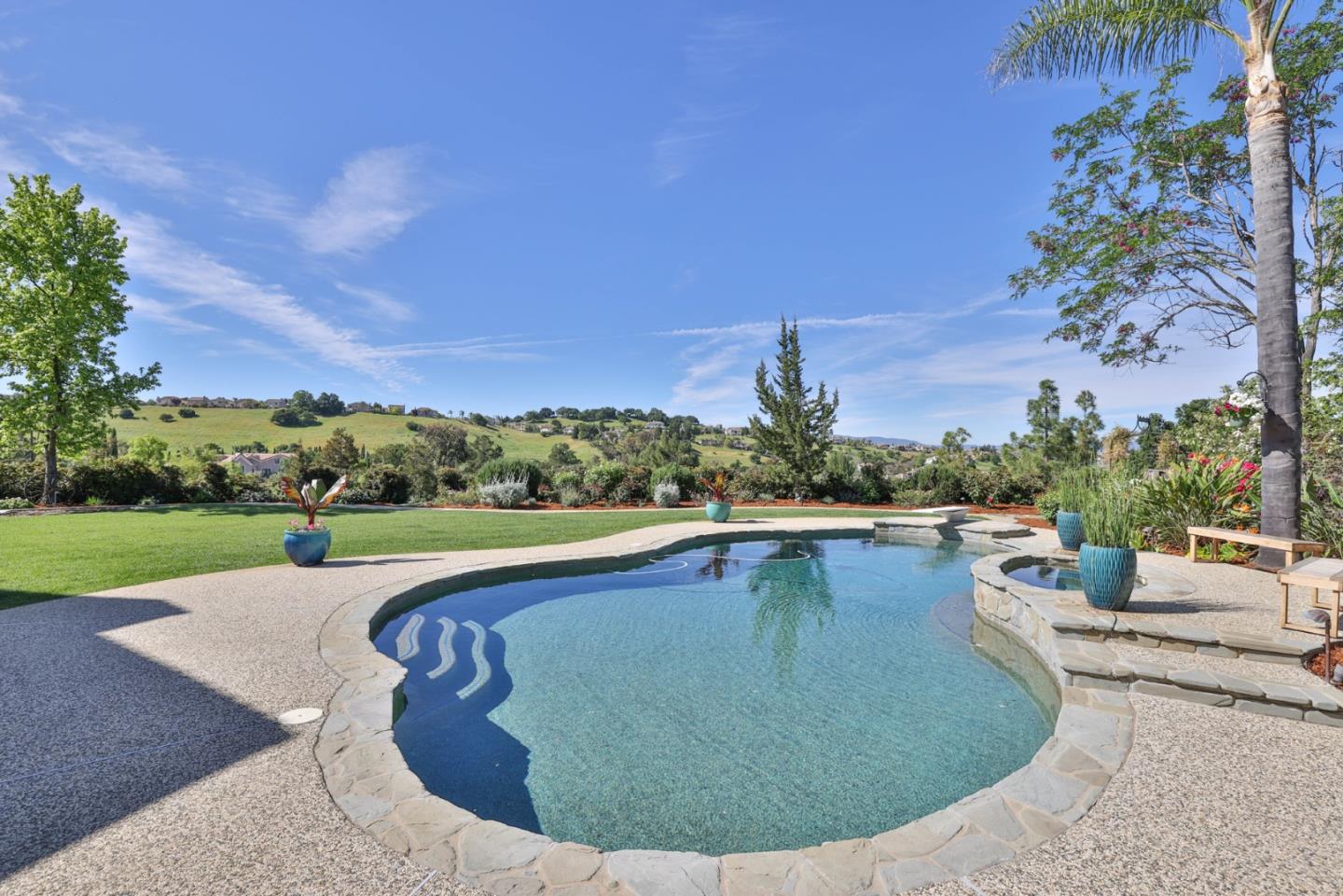 Detail Gallery Image 47 of 51 For 3047 High Meadow Ln, San Jose,  CA 95135 - 4 Beds | 3 Baths