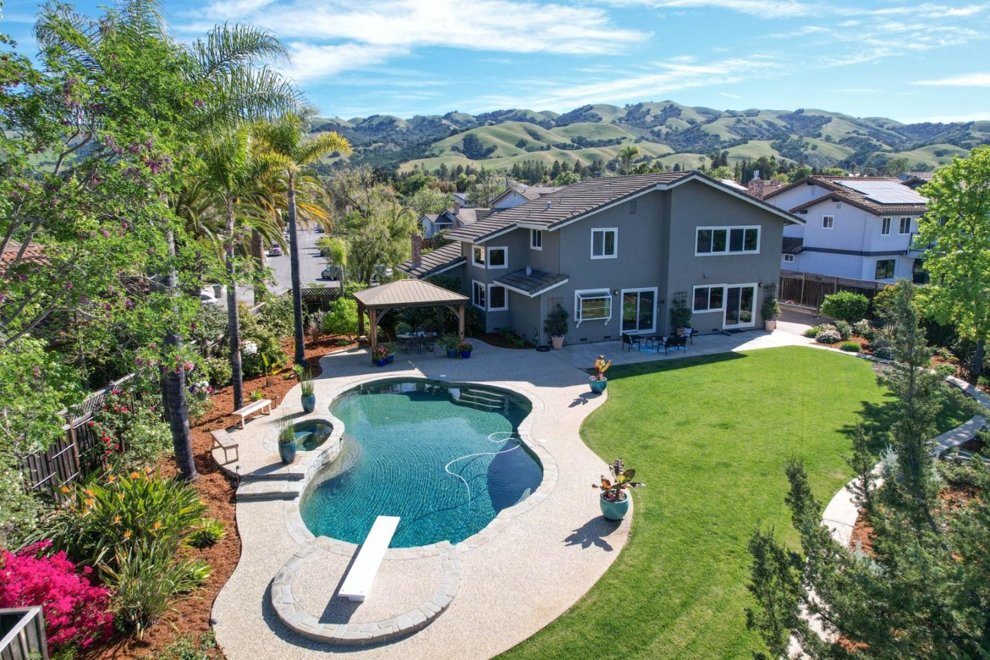 Detail Gallery Image 50 of 51 For 3047 High Meadow Ln, San Jose,  CA 95135 - 4 Beds | 3 Baths