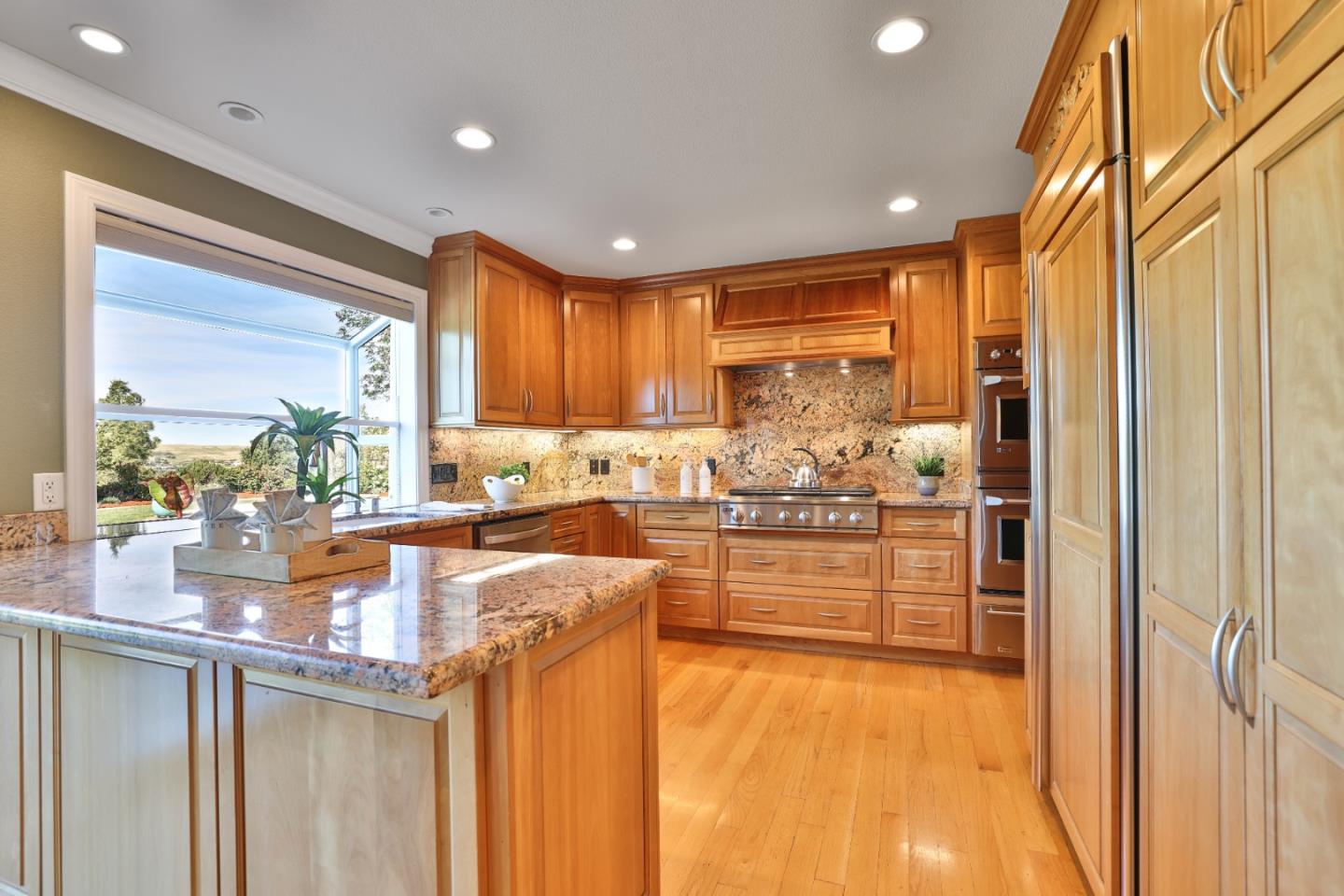 Detail Gallery Image 9 of 51 For 3047 High Meadow Ln, San Jose,  CA 95135 - 4 Beds | 3 Baths