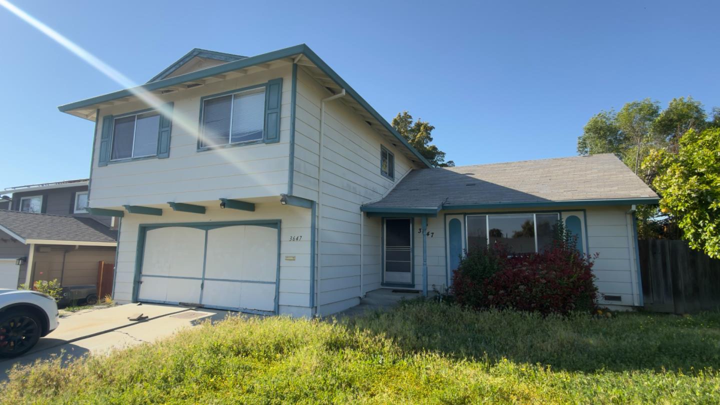Detail Gallery Image 2 of 4 For 3647 Madrid Dr, San Jose,  CA 95132 - 4 Beds | 2/1 Baths
