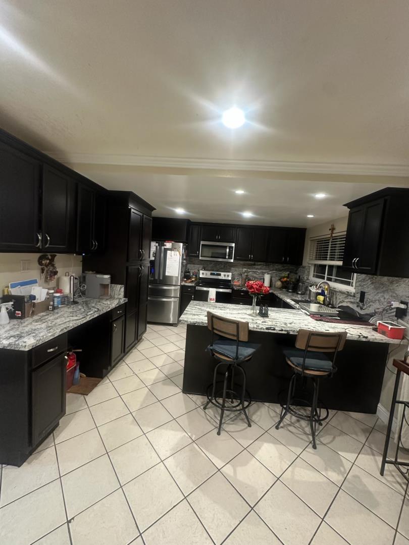 Detail Gallery Image 3 of 17 For Address Not Disclosed, San Jose,  CA 95148 - 4 Beds | 2 Baths