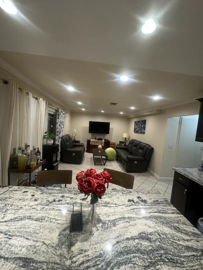 Detail Gallery Image 5 of 17 For Address Not Disclosed, San Jose,  CA 95148 - 4 Beds | 2 Baths