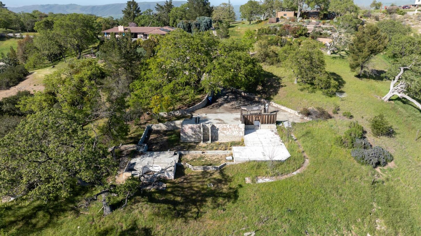 Detail Gallery Image 12 of 36 For 34994 Sky Ranch Rd, Carmel Valley,  CA 93924 - – Beds | – Baths