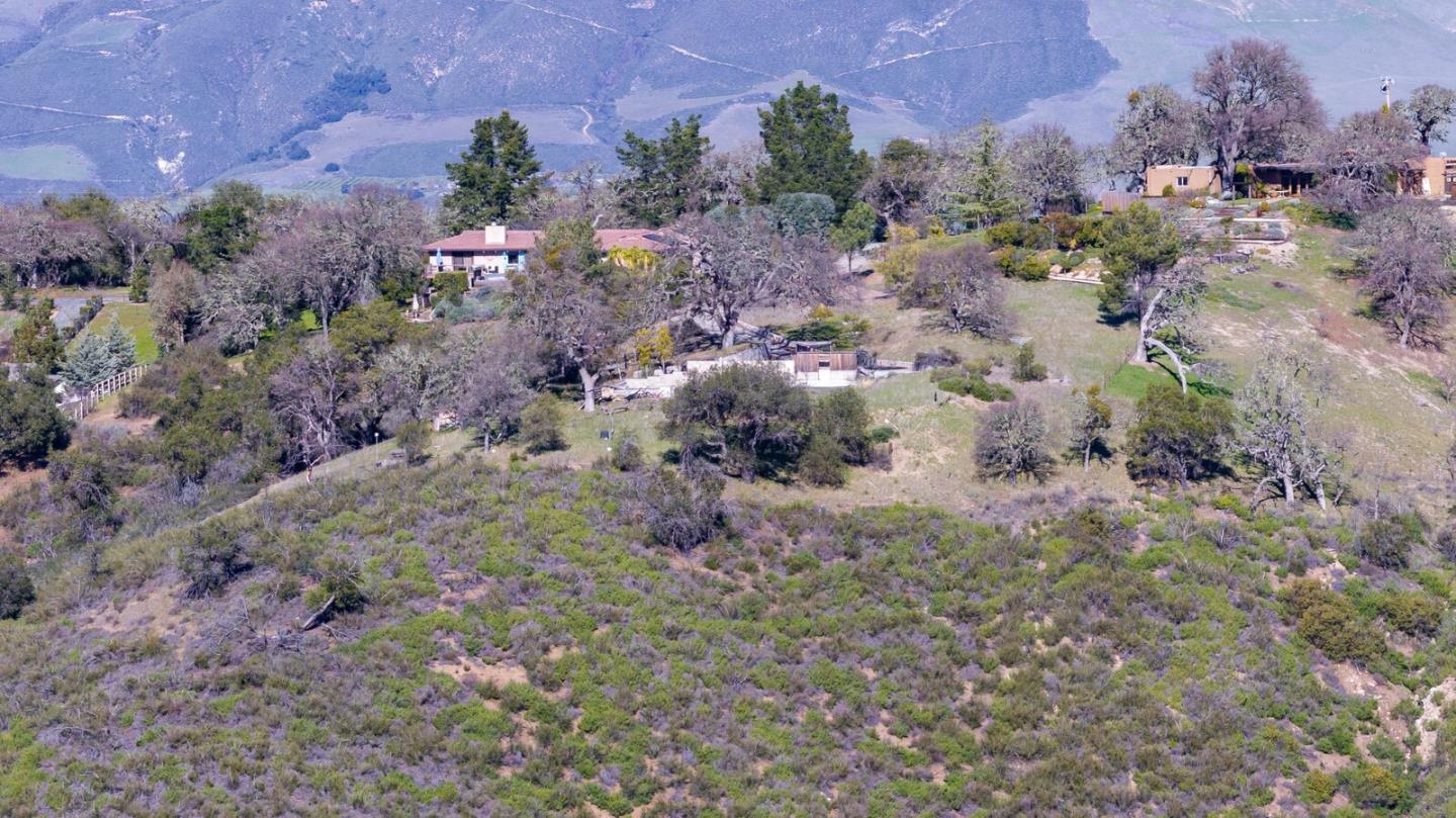 Detail Gallery Image 19 of 36 For 34994 Sky Ranch Rd, Carmel Valley,  CA 93924 - – Beds | – Baths