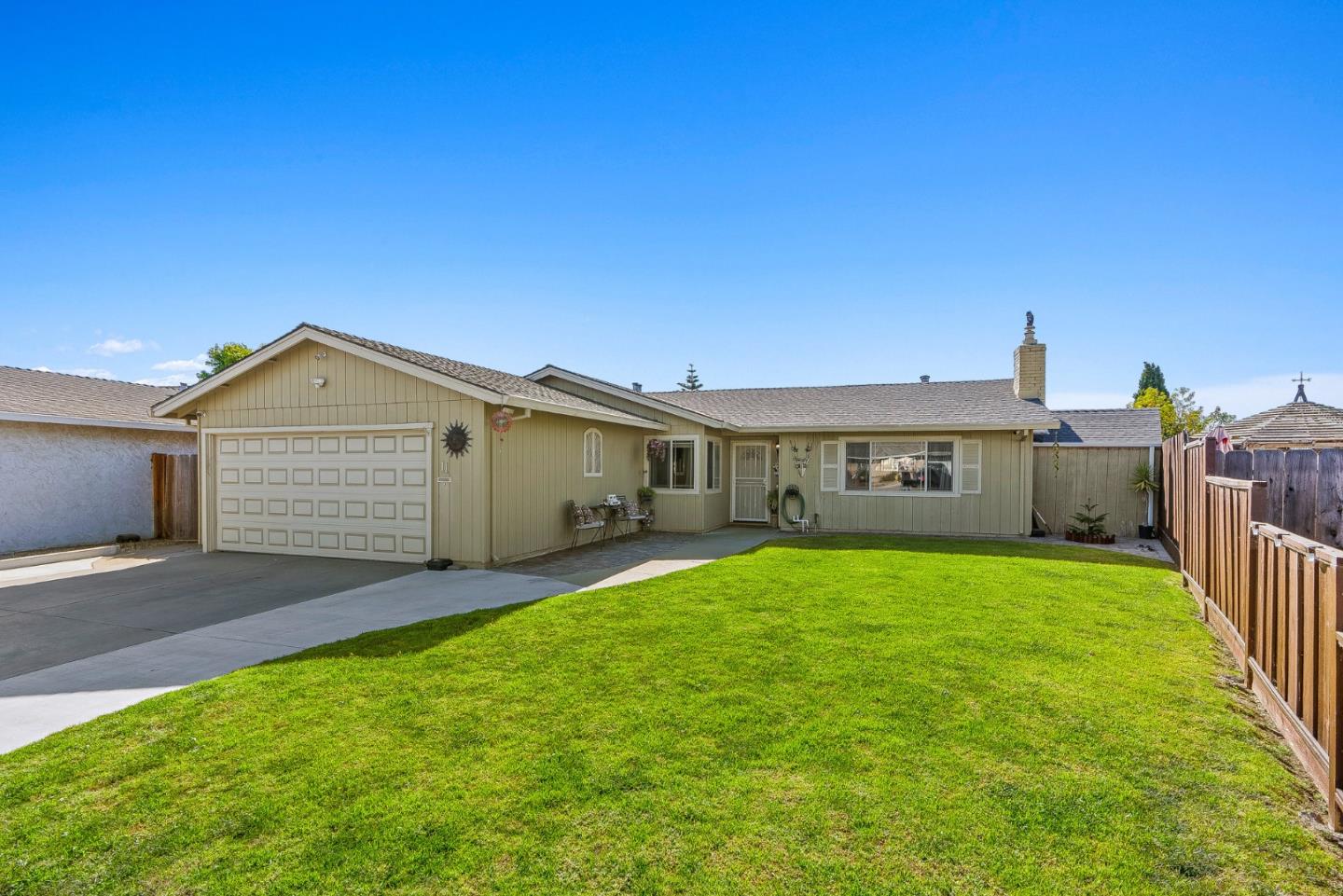 Front Image Thumbnail for ML82039778