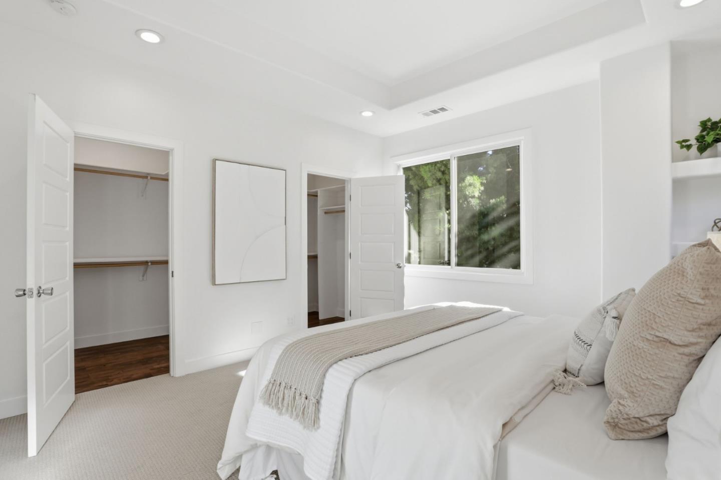 Detail Gallery Image 28 of 39 For 933 Felicidad Ct, San Jose,  CA 95117 - 4 Beds | 3 Baths