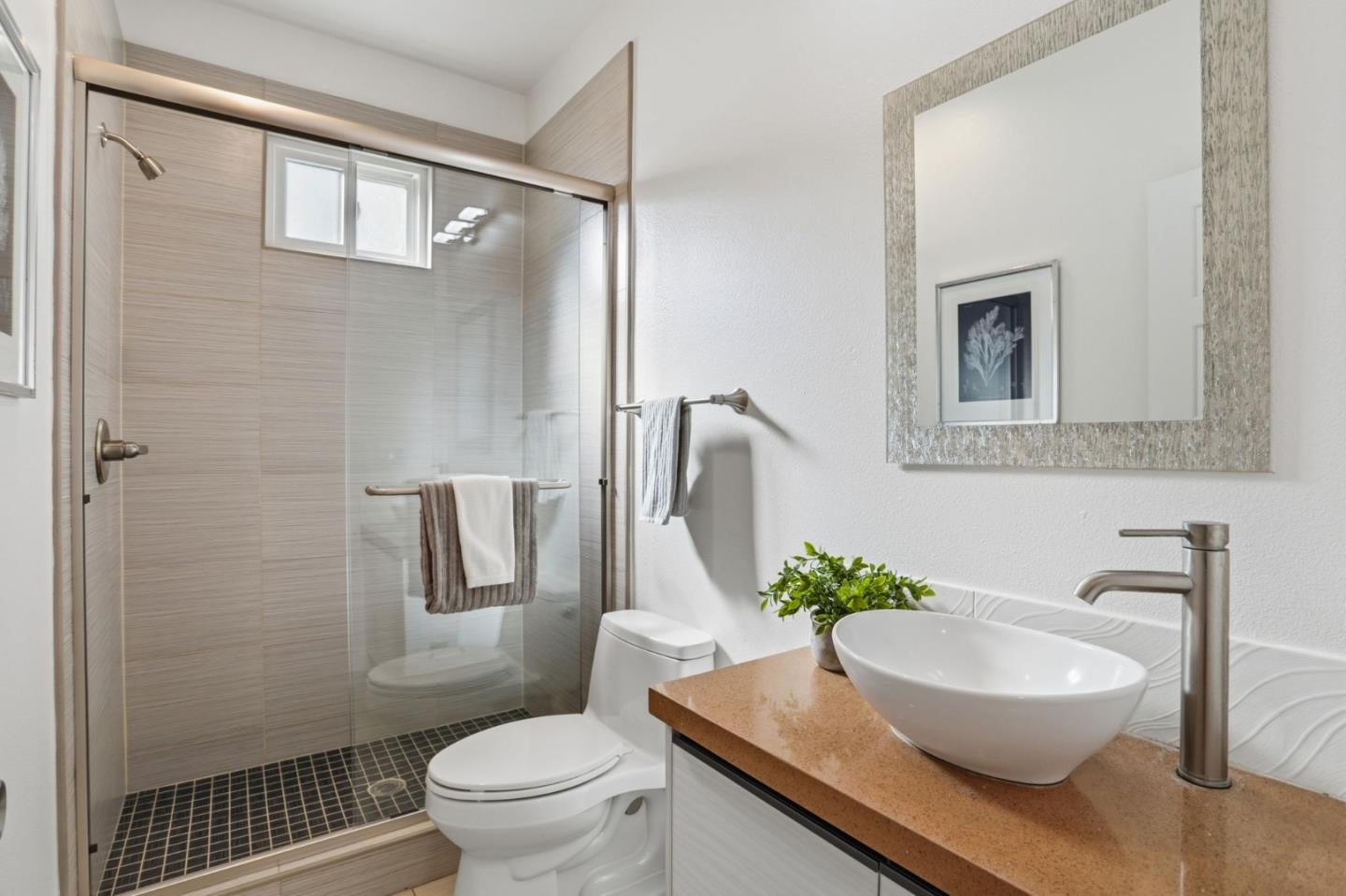 Detail Gallery Image 29 of 39 For 933 Felicidad Ct, San Jose,  CA 95117 - 4 Beds | 3 Baths