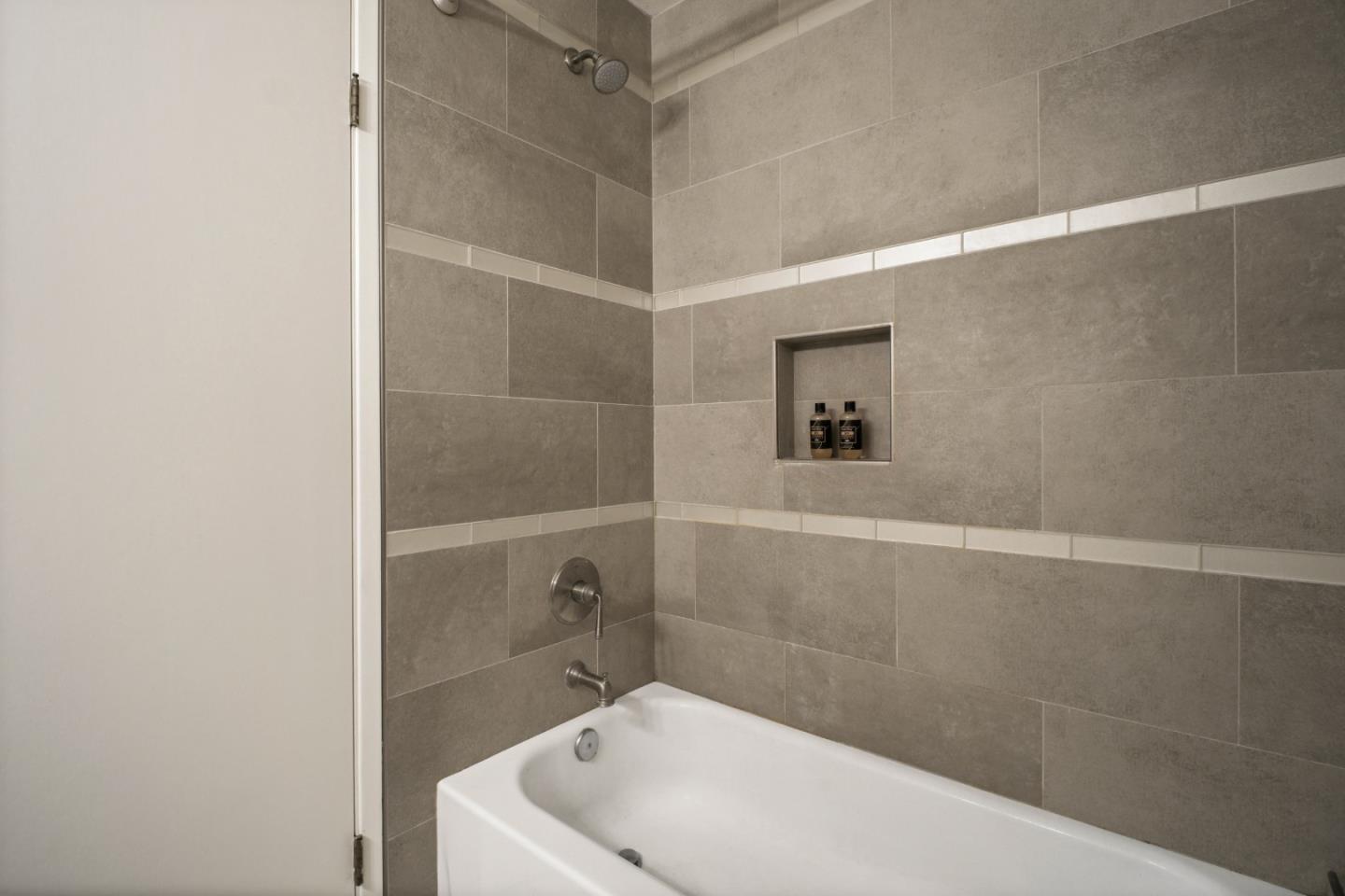 Detail Gallery Image 23 of 42 For 5311 Cribari Gln, San Jose,  CA 95135 - 2 Beds | 2 Baths