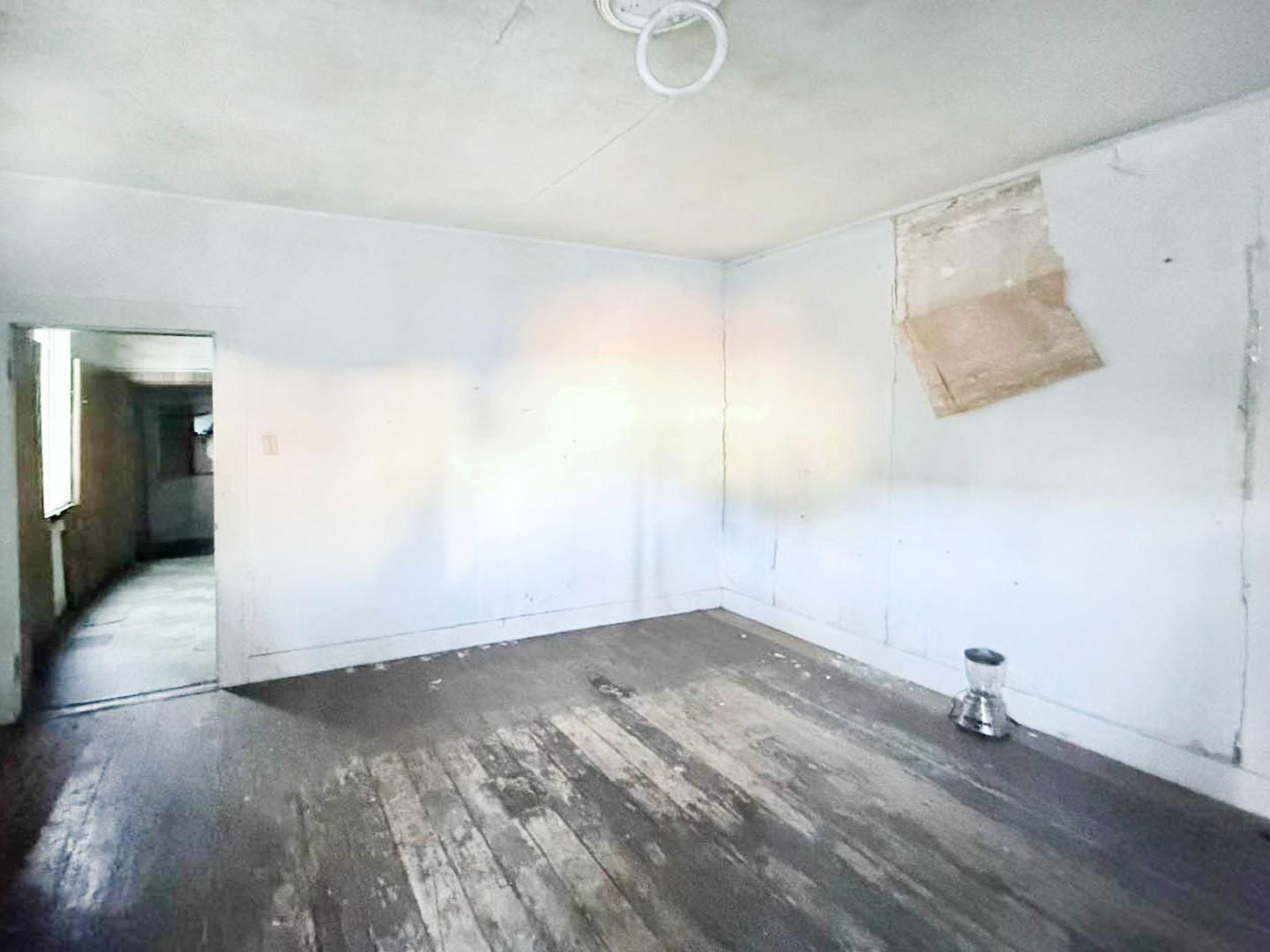 Detail Gallery Image 5 of 7 For 1180 Florida St, San Francisco,  CA 94110 - 1 Beds | 1 Baths