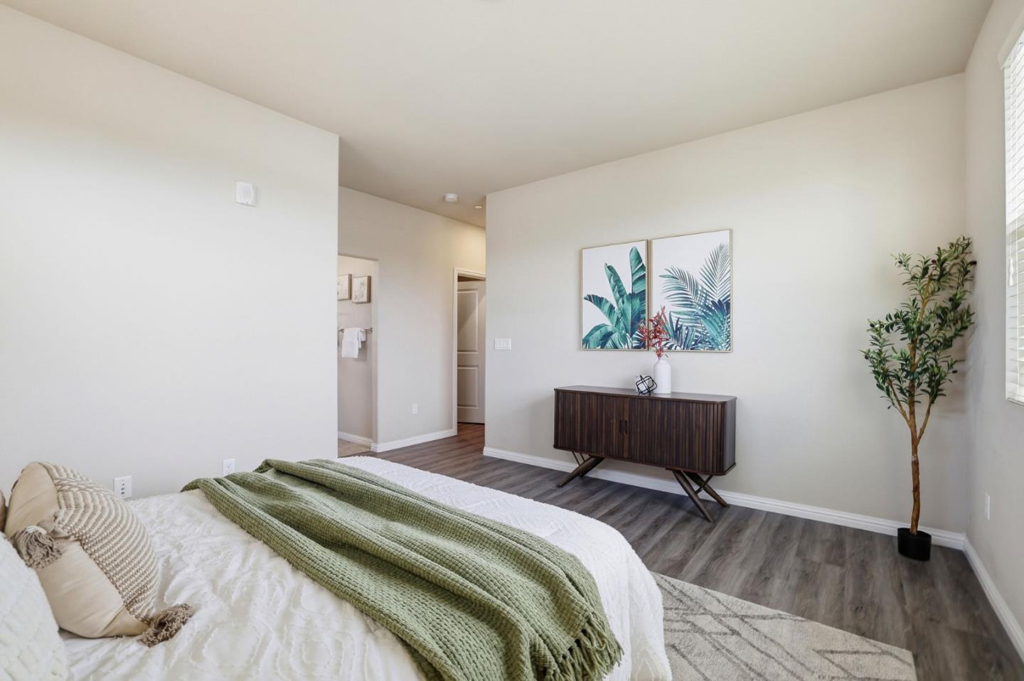 Detail Gallery Image 20 of 32 For 4169 Peralta Blvd, Fremont,  CA 94536 - 4 Beds | 3/1 Baths