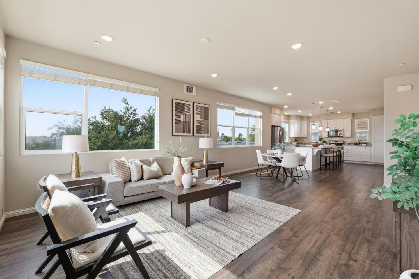 Detail Gallery Image 4 of 32 For 4169 Peralta Blvd, Fremont,  CA 94536 - 4 Beds | 3/1 Baths