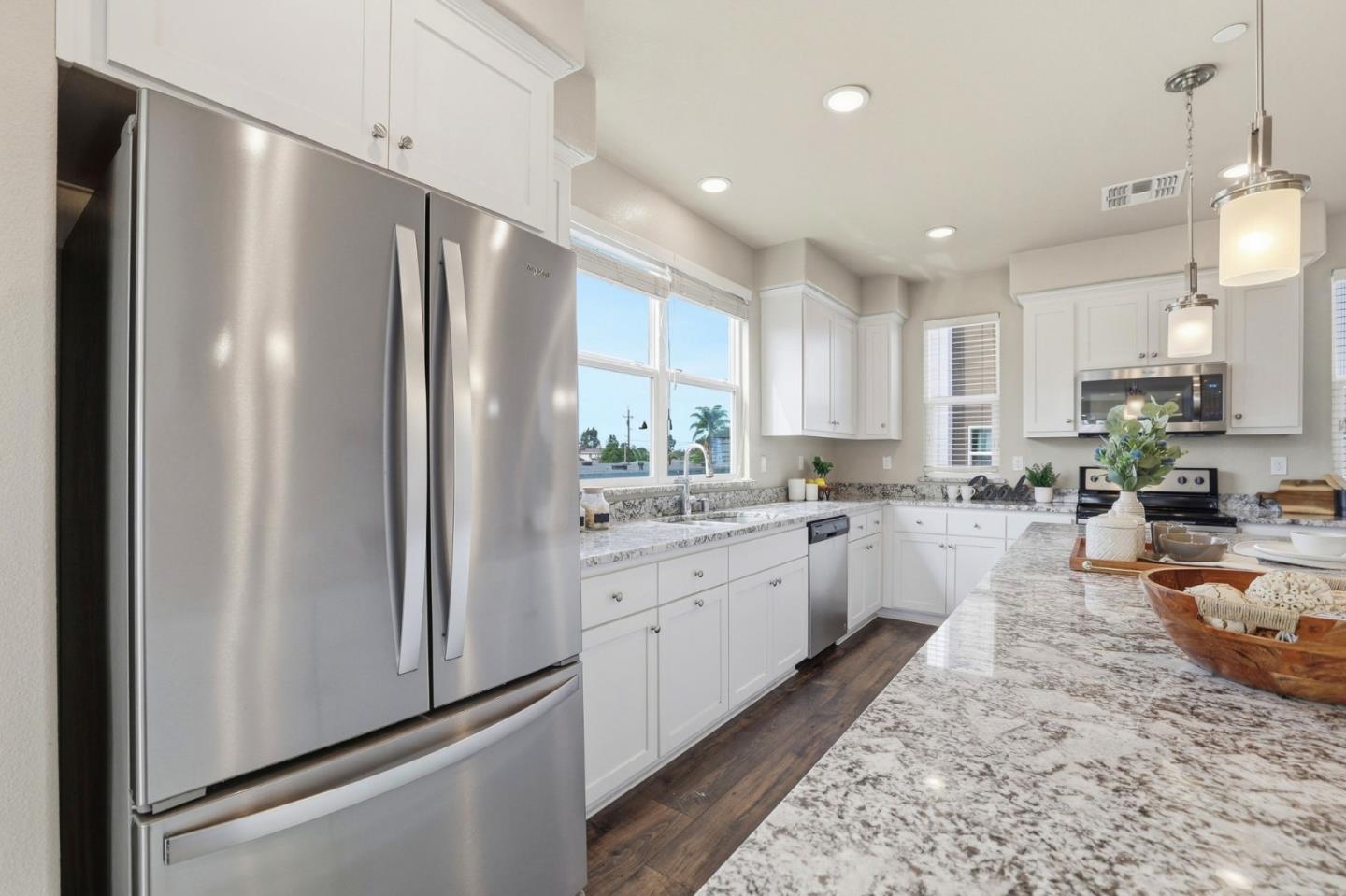 Detail Gallery Image 7 of 32 For 4169 Peralta Blvd, Fremont,  CA 94536 - 4 Beds | 3/1 Baths