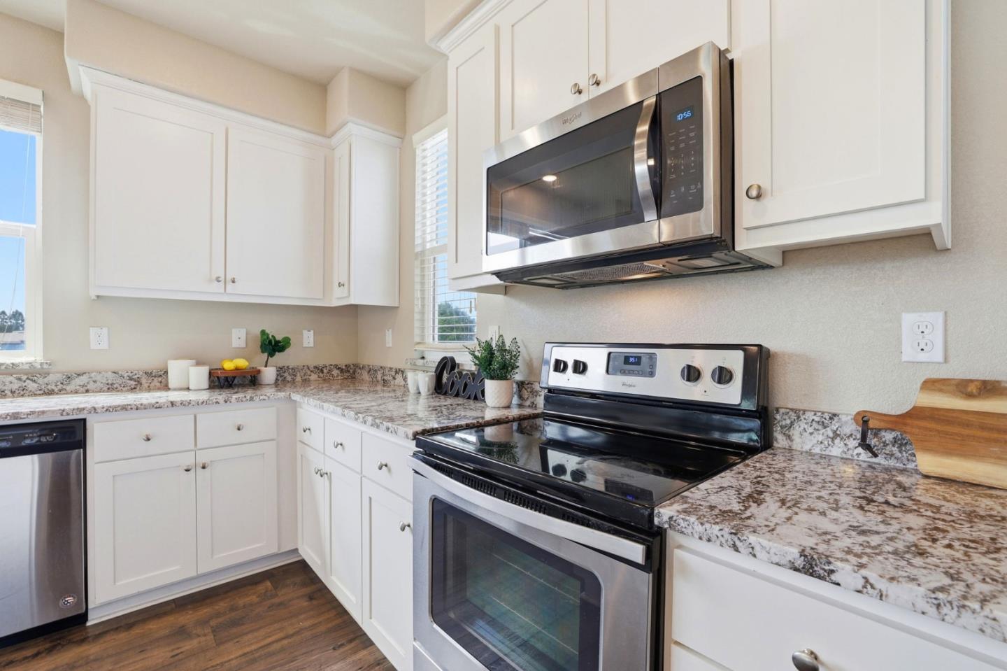 Detail Gallery Image 8 of 32 For 4169 Peralta Blvd, Fremont,  CA 94536 - 4 Beds | 3/1 Baths