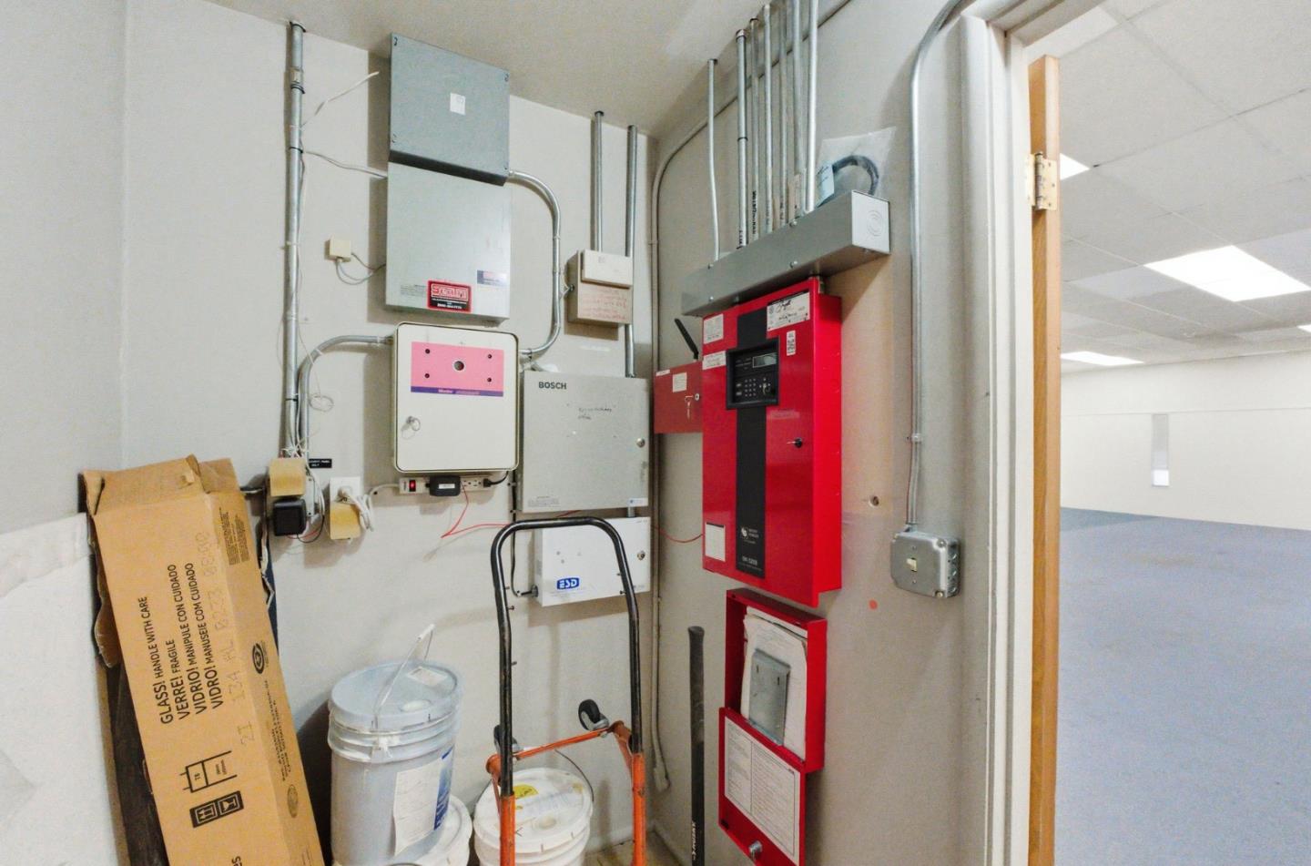 Detail Gallery Image 27 of 43 For 6537 Foothill Blvd, Oakland,  CA 94605 - – Beds | – Baths