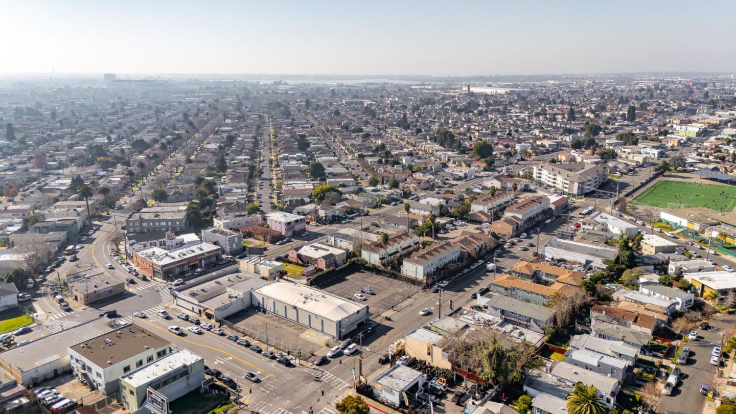 Detail Gallery Image 37 of 43 For 6537 Foothill Blvd, Oakland,  CA 94605 - – Beds | – Baths