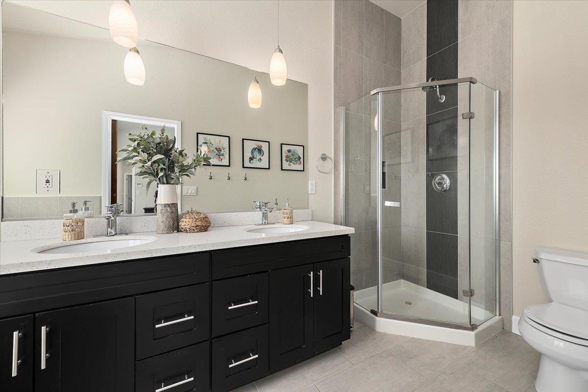 Detail Gallery Image 17 of 32 For 120 Campoli Dr, Morgan Hill,  CA 95037 - 3 Beds | 2/1 Baths