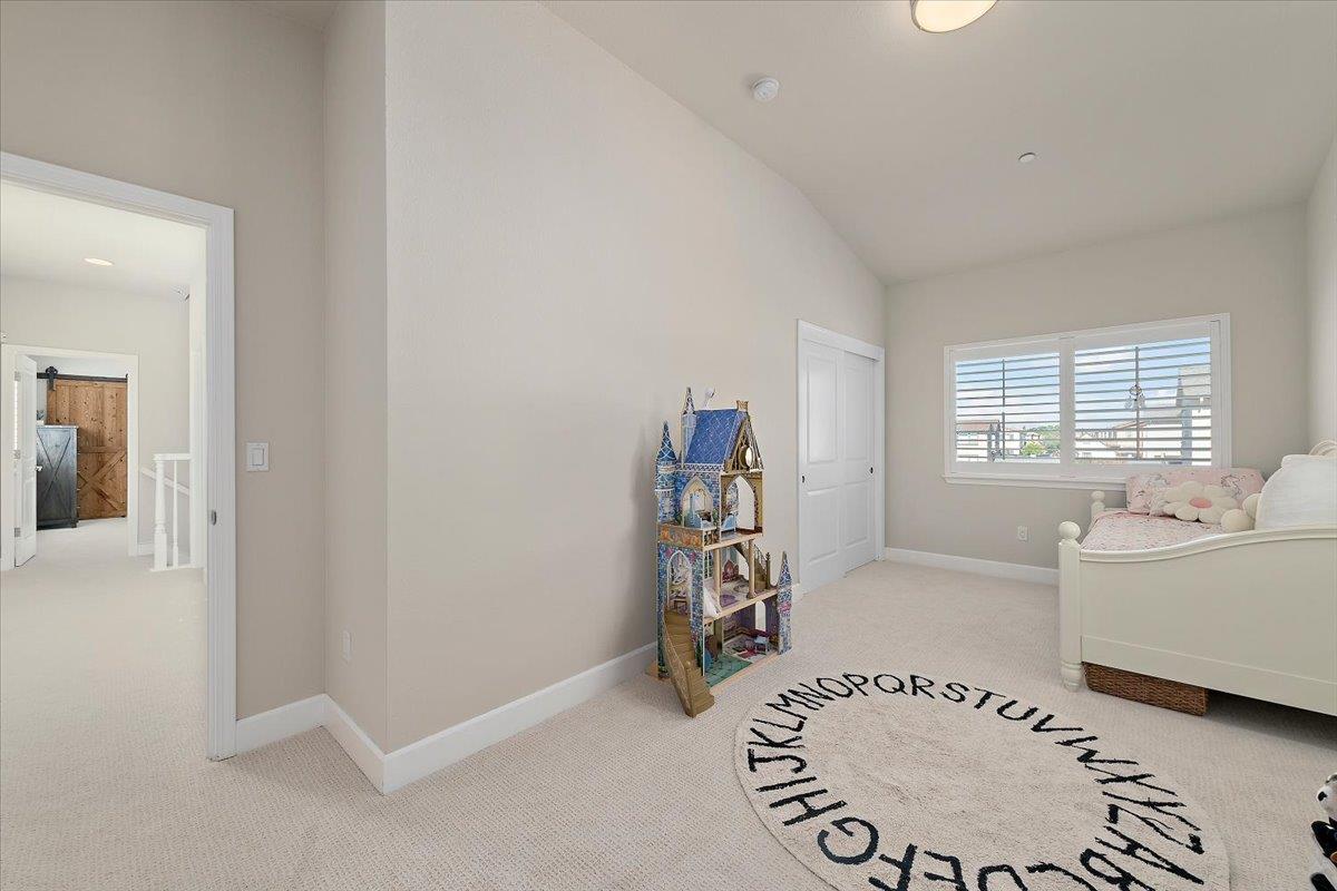 Detail Gallery Image 20 of 32 For 120 Campoli Dr, Morgan Hill,  CA 95037 - 3 Beds | 2/1 Baths