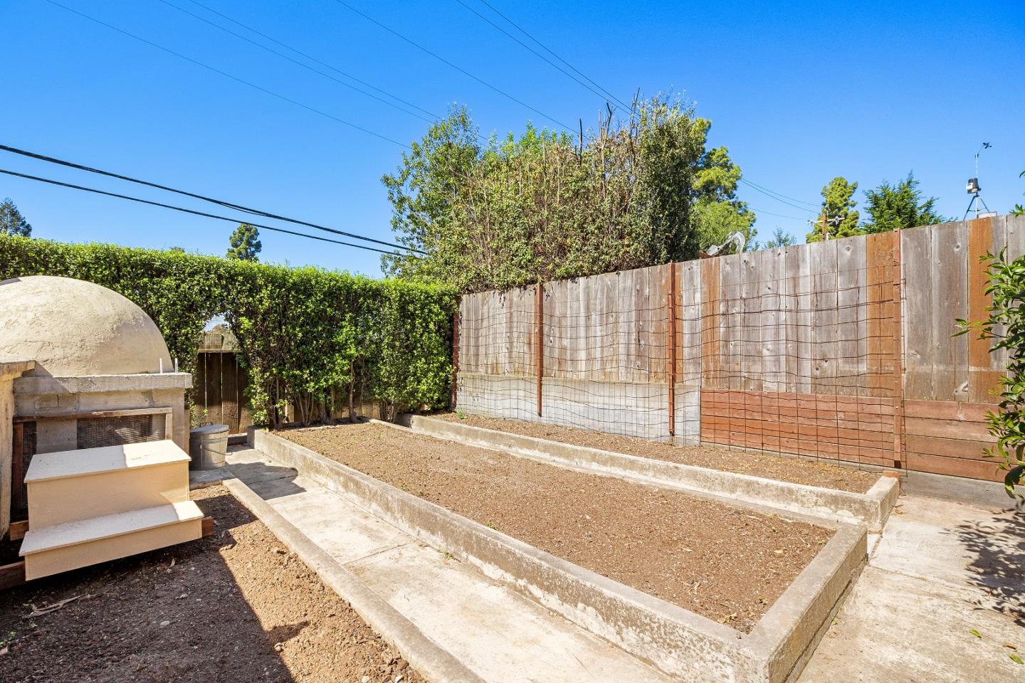 Detail Gallery Image 11 of 55 For 105 Wesley St, Capitola,  CA 95010 - 3 Beds | 2 Baths