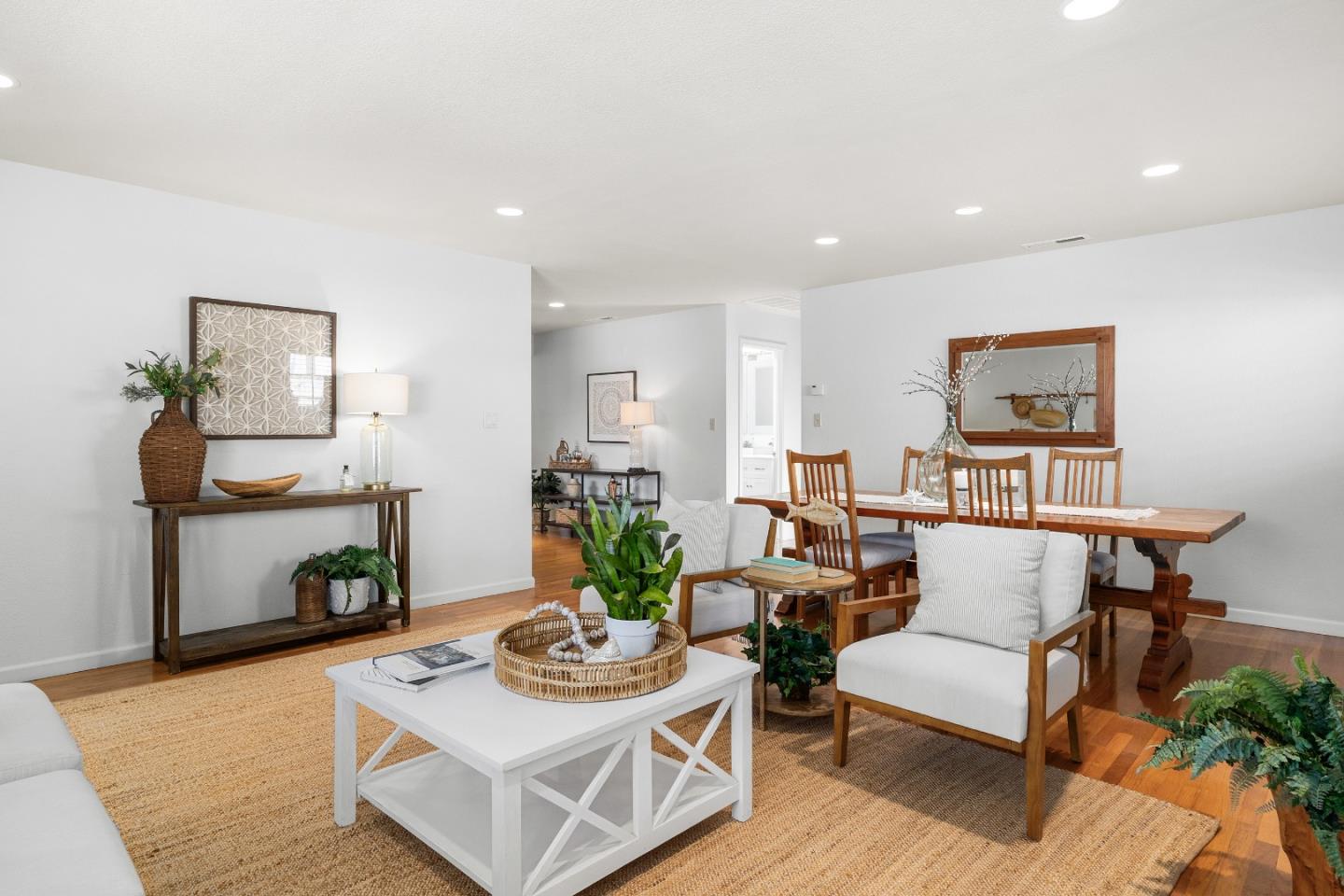 Detail Gallery Image 19 of 55 For 105 Wesley St, Capitola,  CA 95010 - 3 Beds | 2 Baths