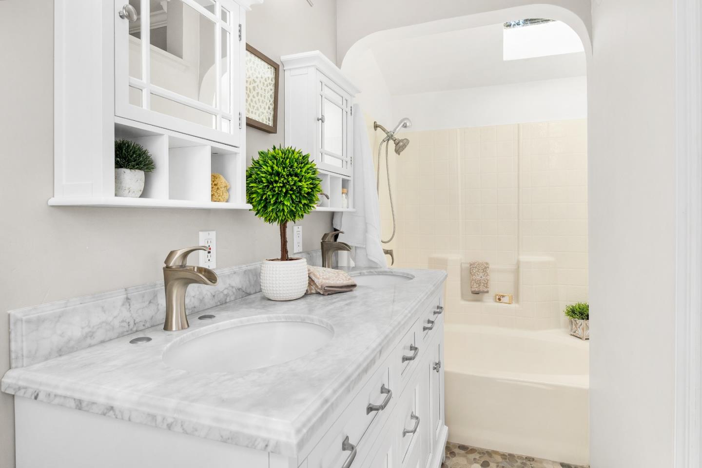 Detail Gallery Image 35 of 55 For 105 Wesley St, Capitola,  CA 95010 - 3 Beds | 2 Baths