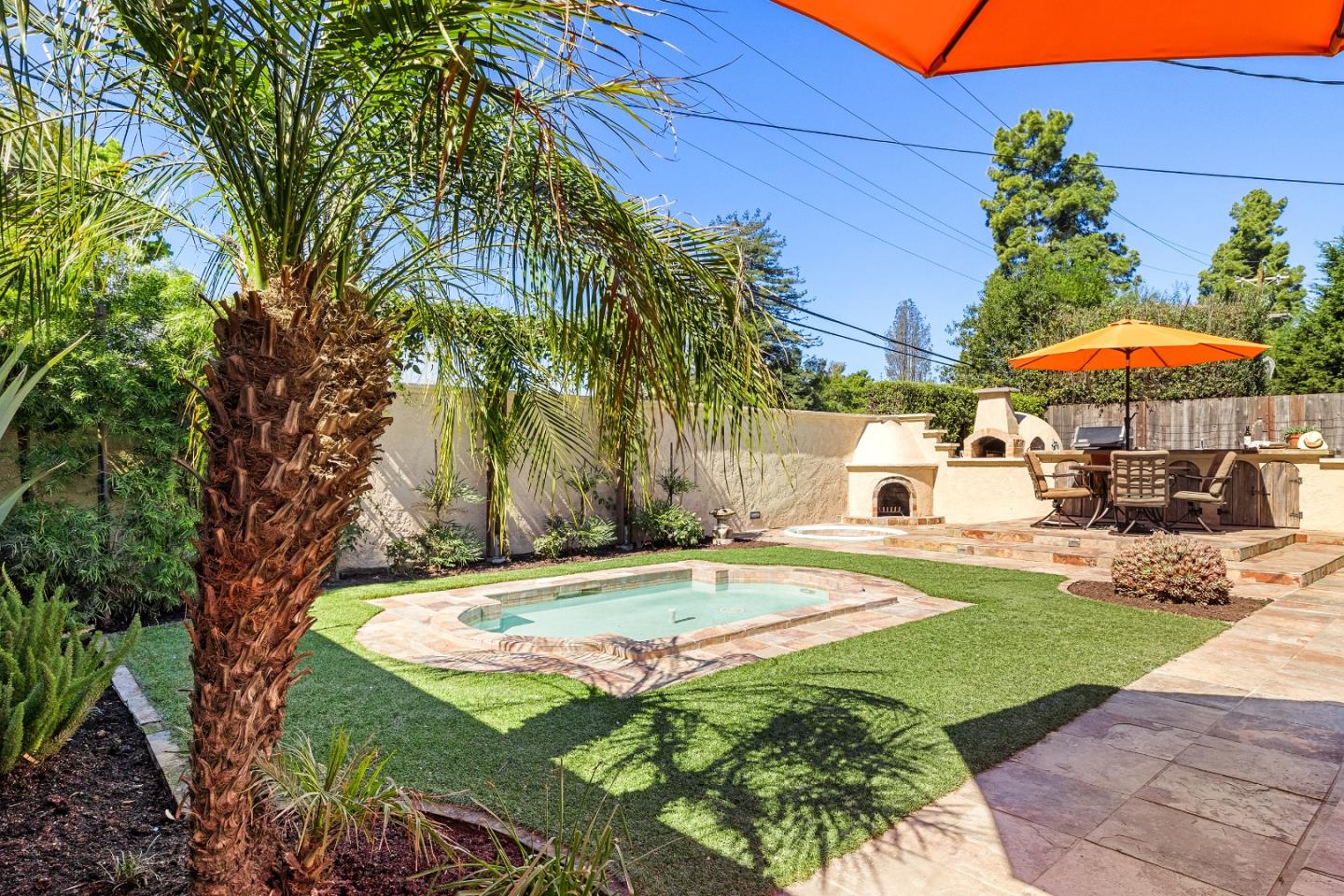 Detail Gallery Image 8 of 55 For 105 Wesley St, Capitola,  CA 95010 - 3 Beds | 2 Baths