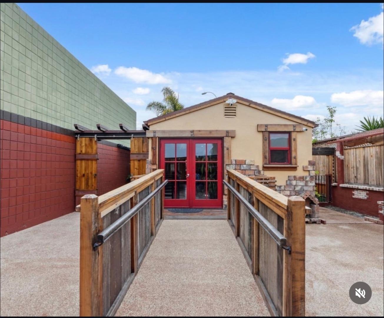 Detail Gallery Image 12 of 15 For 1637 Del Monte Blvd #B,  Seaside,  CA 93955 - – Beds | – Baths