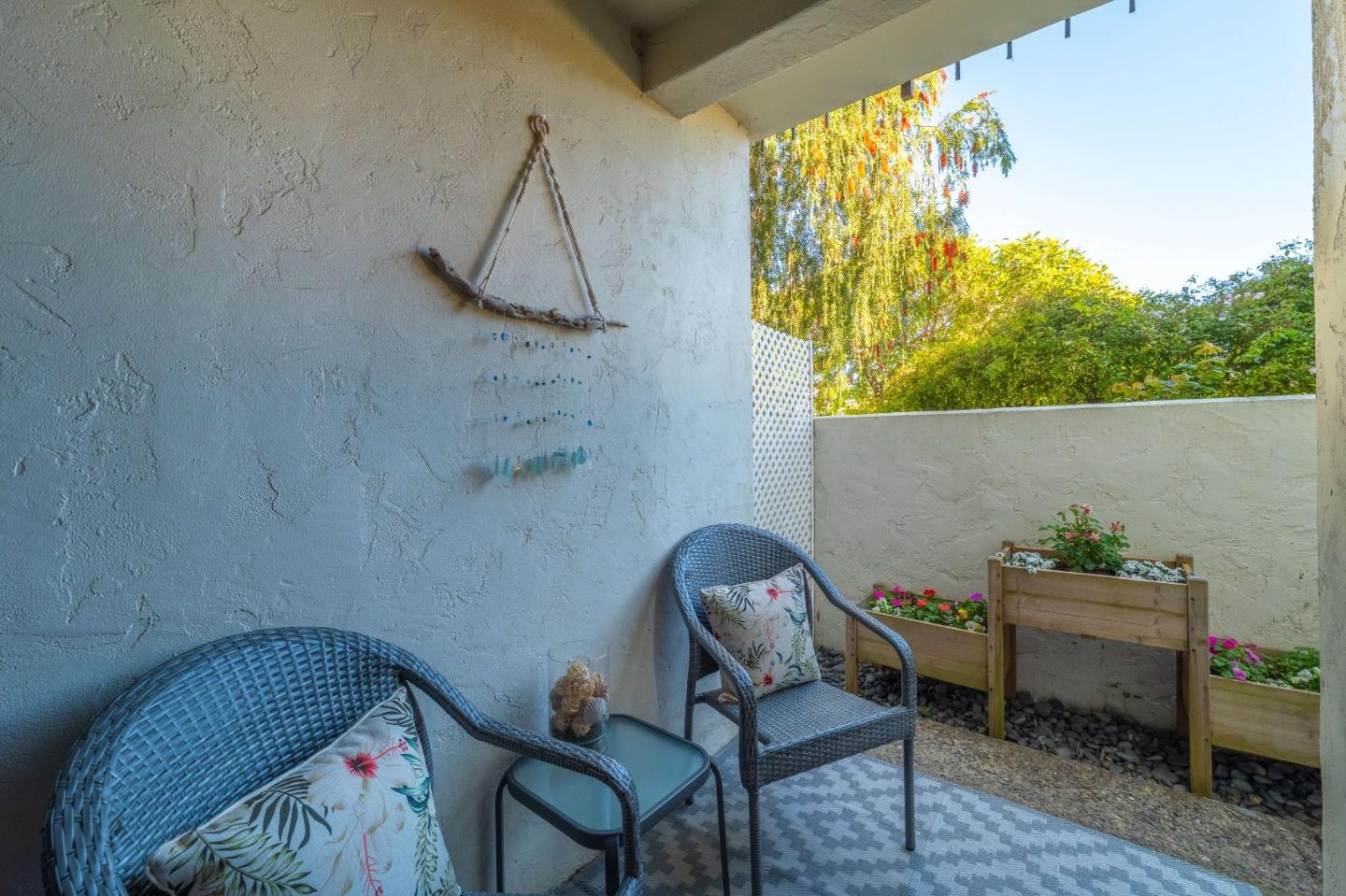 Detail Gallery Image 10 of 28 For 500 Glenwood Cir #313,  Monterey,  CA 93940 - 1 Beds | 1 Baths