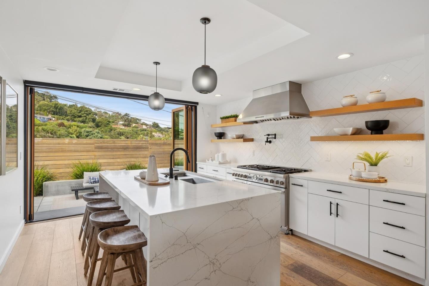 Detail Gallery Image 15 of 43 For 1224 Lane St, Belmont,  CA 94002 - 3 Beds | 3 Baths