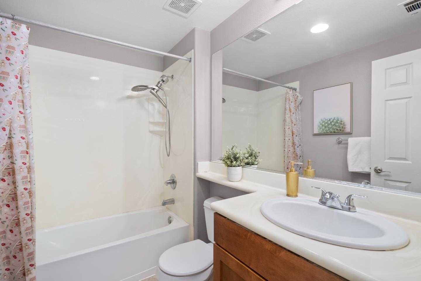 Photo #18: ML82039798 Listing: Photo #18