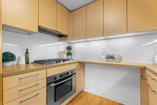 Detail Gallery Image 9 of 16 For 301 Mission St 9d,  San Francisco,  CA 94105 - 1 Beds | 1 Baths