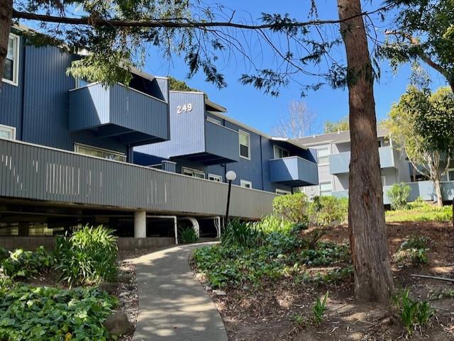 Detail Gallery Image 15 of 25 For 249 Boardwalk Ave #E,  San Bruno,  CA 94066 - 1 Beds | 1 Baths