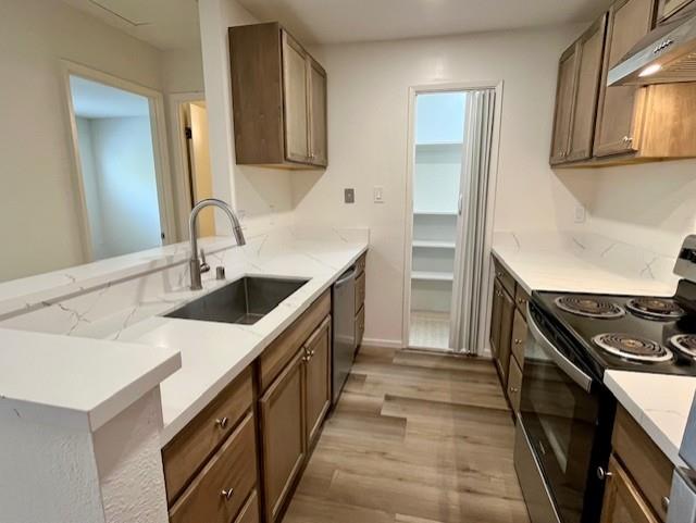 Detail Gallery Image 3 of 25 For 249 Boardwalk Ave #E,  San Bruno,  CA 94066 - 1 Beds | 1 Baths